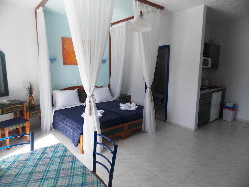 Annas Studios Livadia  Luaran gambar