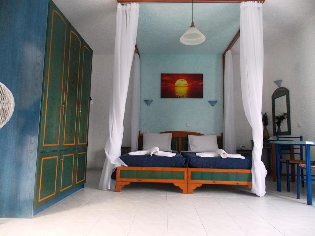 Annas Studios Livadia  Bilik gambar